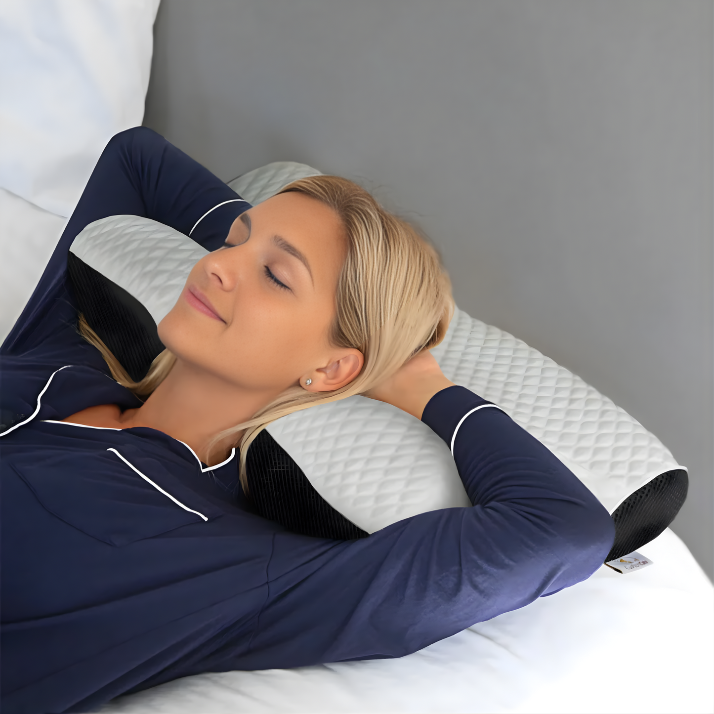 Orvaya™ - Memory Foam Neck Pillow